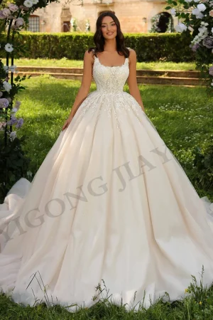 Princess Ball Gown Wedding Dress Customized Square Neck Beading Applique Sweep Train Glitter Bride Women Bridal Dresses Vestidos